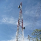 Metallantennenmast Q420 des Telekommunikations-Winkel-50m mit Palisade-Zaun