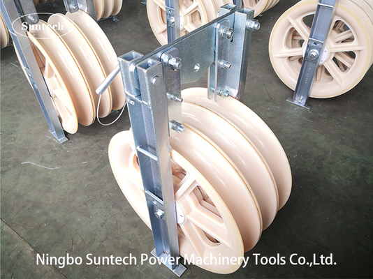 660mm Nylonobenliegendes zusammengerolltes Kabel rollen-Leiter-Stringing Blocks Fors