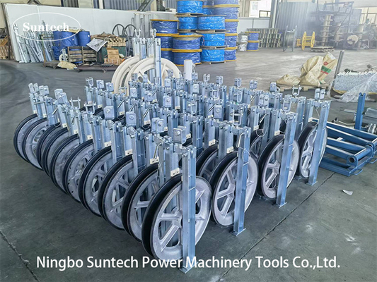 Bauarbeiten Stringing Stromleitungskabel Pulley Block