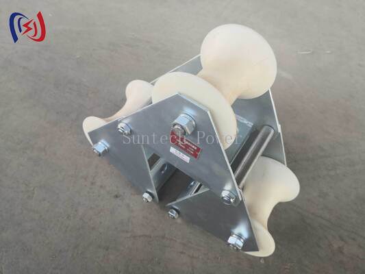 Professionelle 10-20KN Nennlastkabel-Pithead-Rolle mit korrosionsbeständiger, langlebiger Polyethylenkonstruktion zum Schutz vor Eintritt in ein Kanalloch