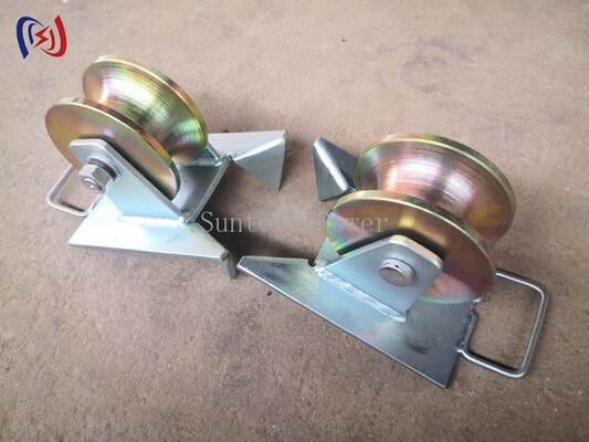 SH130S 10KN Galvanisiertes Pithead-Kabel-Rollenscheiben mit Dreiecksschaufel-Konfiguration für das Ziehen von Kabeln unter Tage