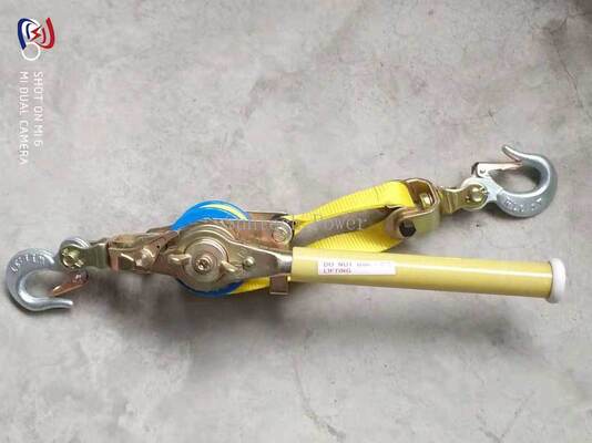 Isolierter Spanner mit 10-20KN Nennlast, isoliertem Gurtband und werkzeugloser Einstellung für Arbeiten unter Spannung