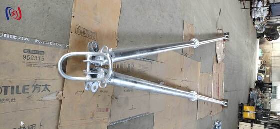 Tubulare A-Form-Gin Pole 120x7mm 6-13m Turmbauwerkzeuge Korrosionsbeschichtet