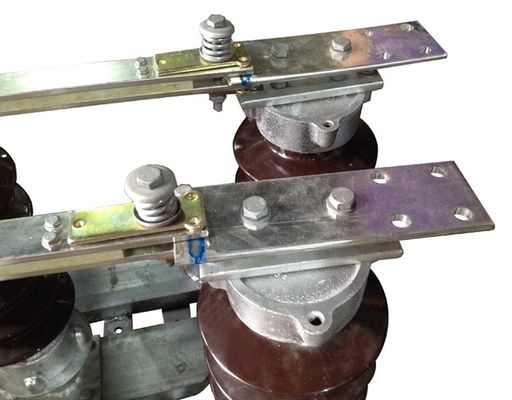 Porzellan 36KV 1250A, das Mittelisolator mit Einbaustruktur dreht
