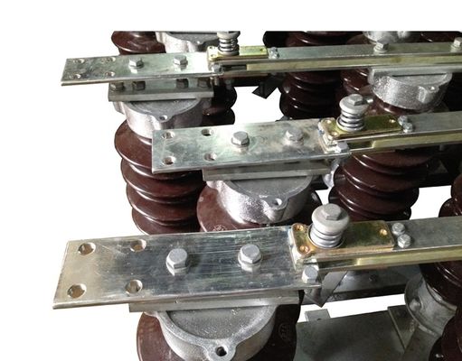 Porzellan 36KV 1250A, das Mittelisolator mit Einbaustruktur dreht