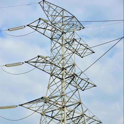Galvanisierte ASTM A123 vergittern Stahlturm für Fernleitung