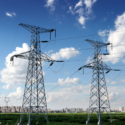 4 mit Beinen versehener Stahl-Energie-Freileitungsmast Q355 Q255