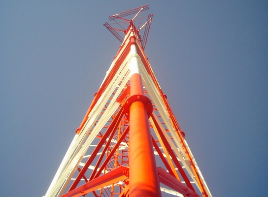 Galvanisierter mit Beinen versehener Röhrenstahlturm der Telekommunikations-3 15m - 50m