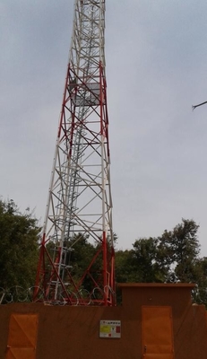 Telekommunikations-4 Stahlturm galvanisierte der Bein-eckigen 90meters