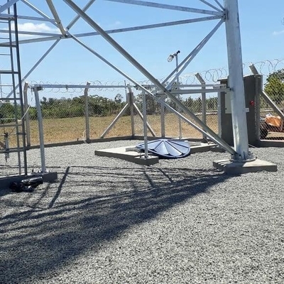 Stahlturm galvanisierte der mit Beinen versehenen Röhrenkommunikations-3